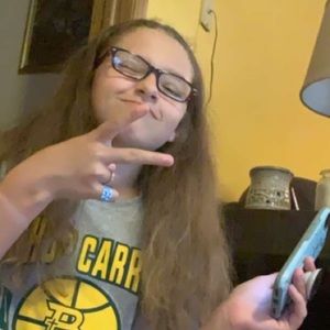 Meet your Posher, Alyssa